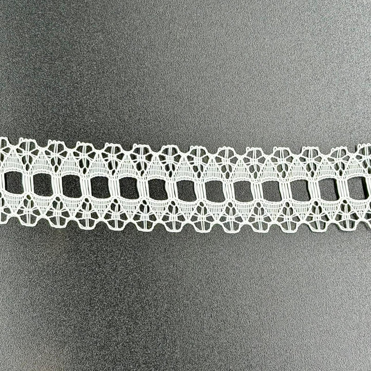 Raschel Lace, 25mm, White, Discontinued