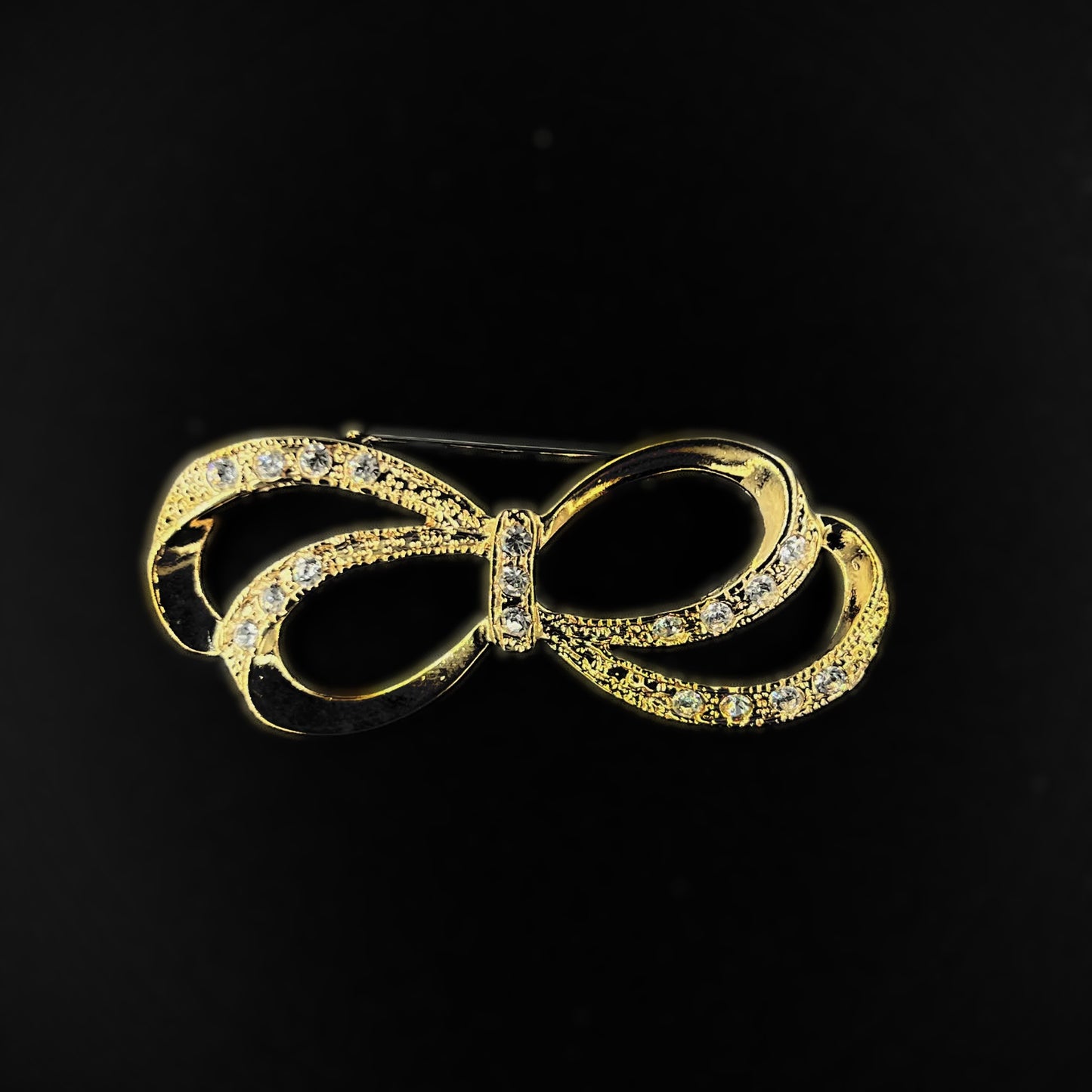 Butterfly Wings Brooch, Gold