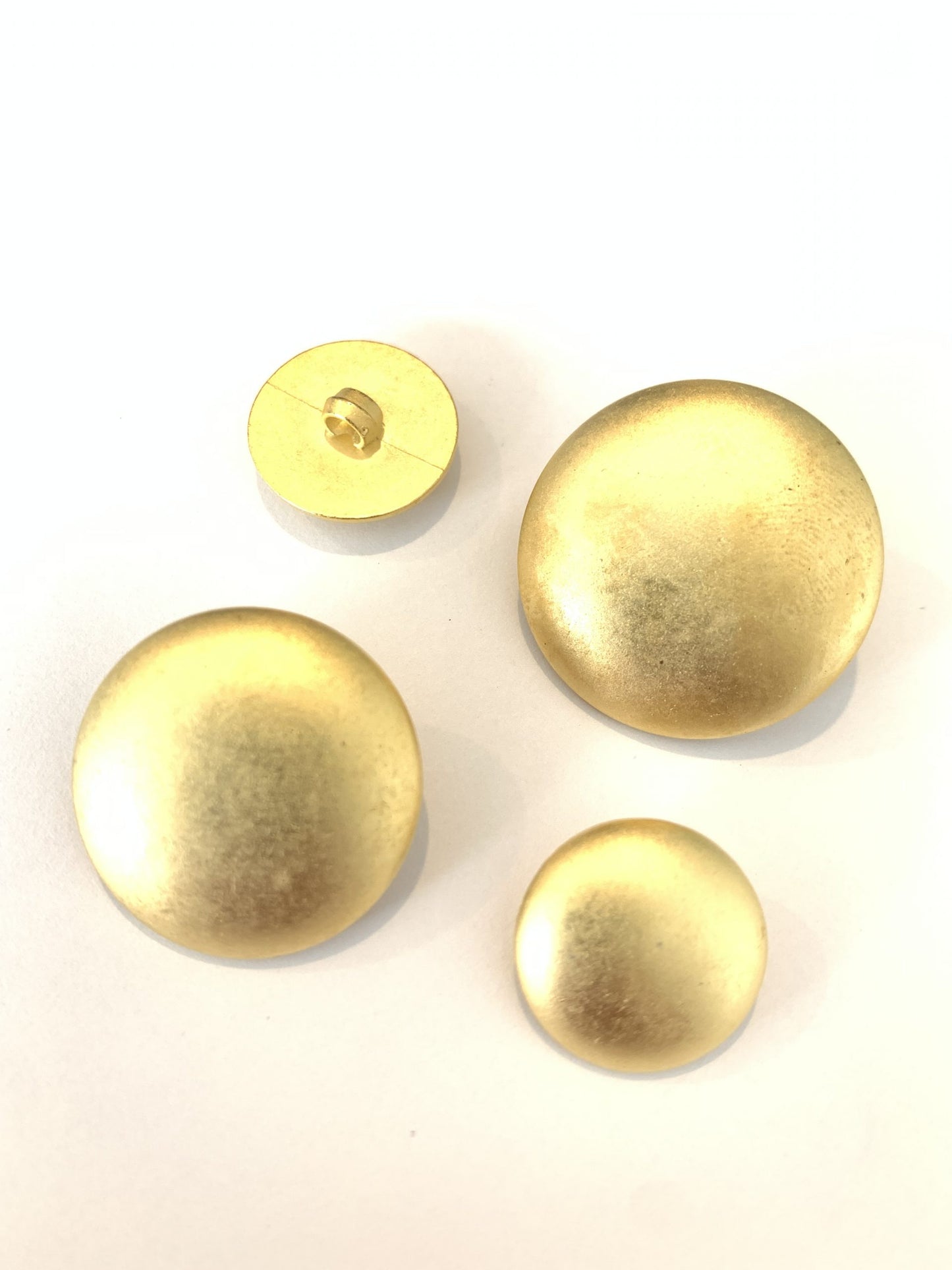 Matte Gold Button, 12/25mm