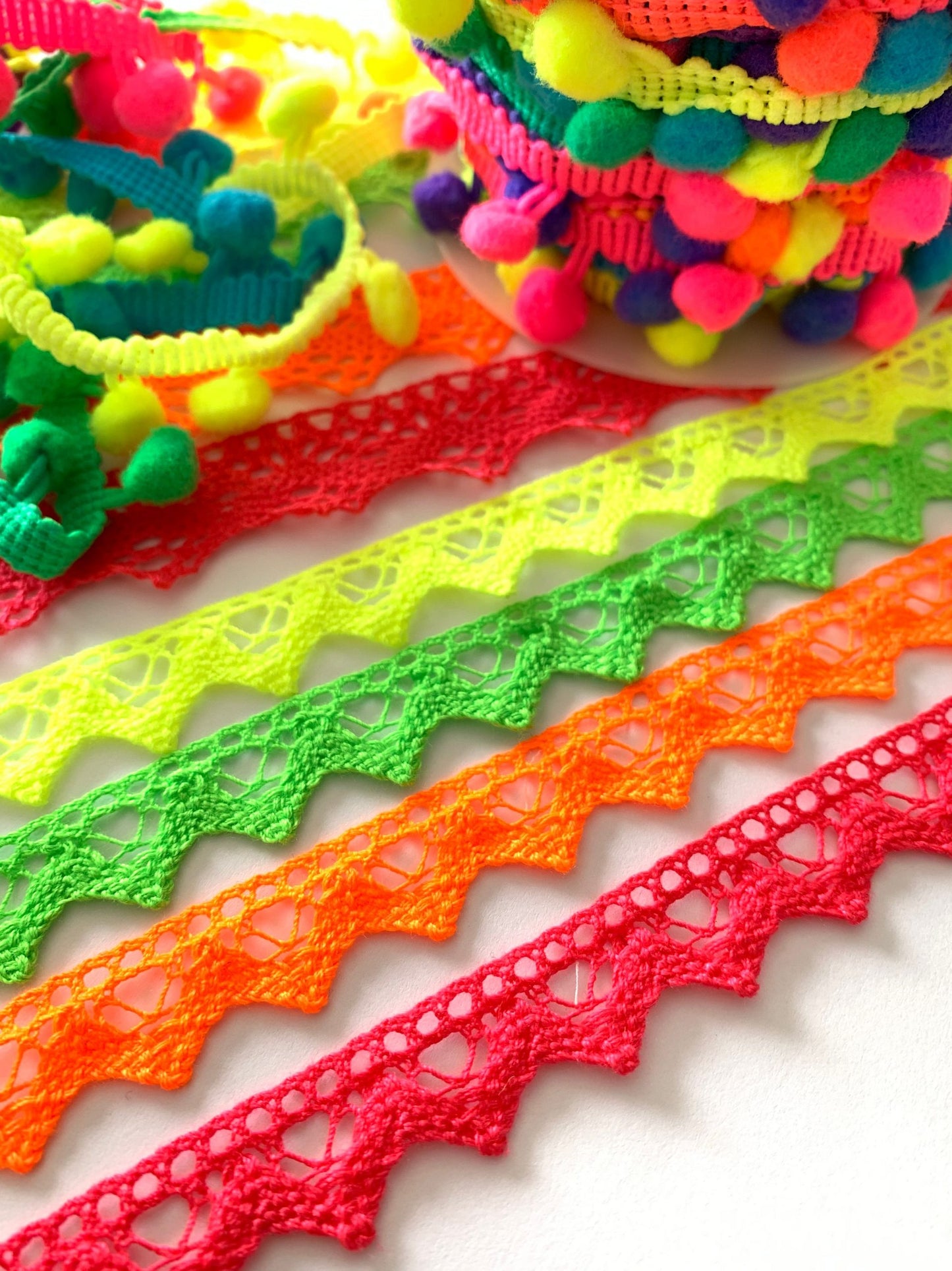 Neon Lace Trim