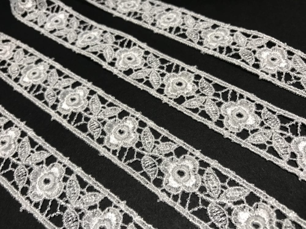 Lace trim 20mm