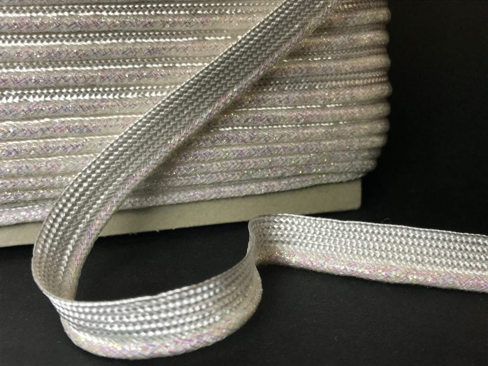 Iridescent Pearl Piping 10mm