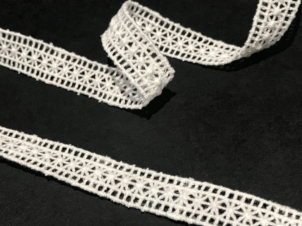 Lace trim 15mm