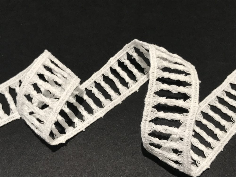 Lace trim 25mm