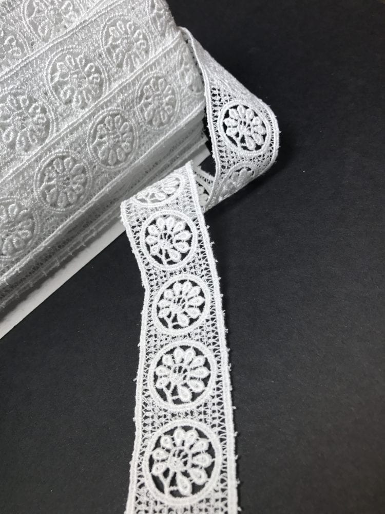 Lace trim 30mm