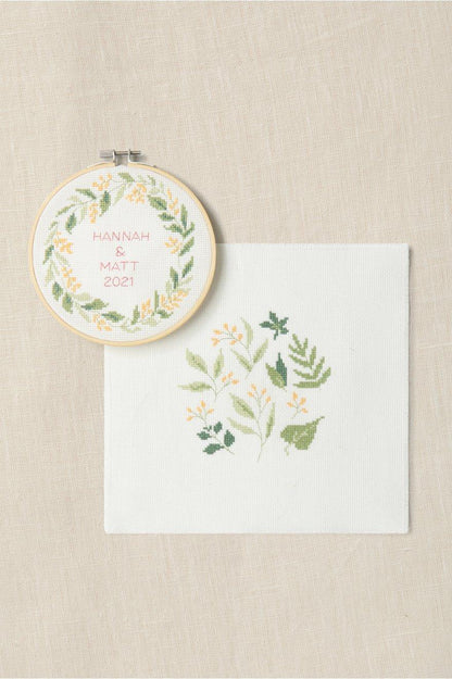 DMC Mindful-making cross stitch Kit - Serene Leaves