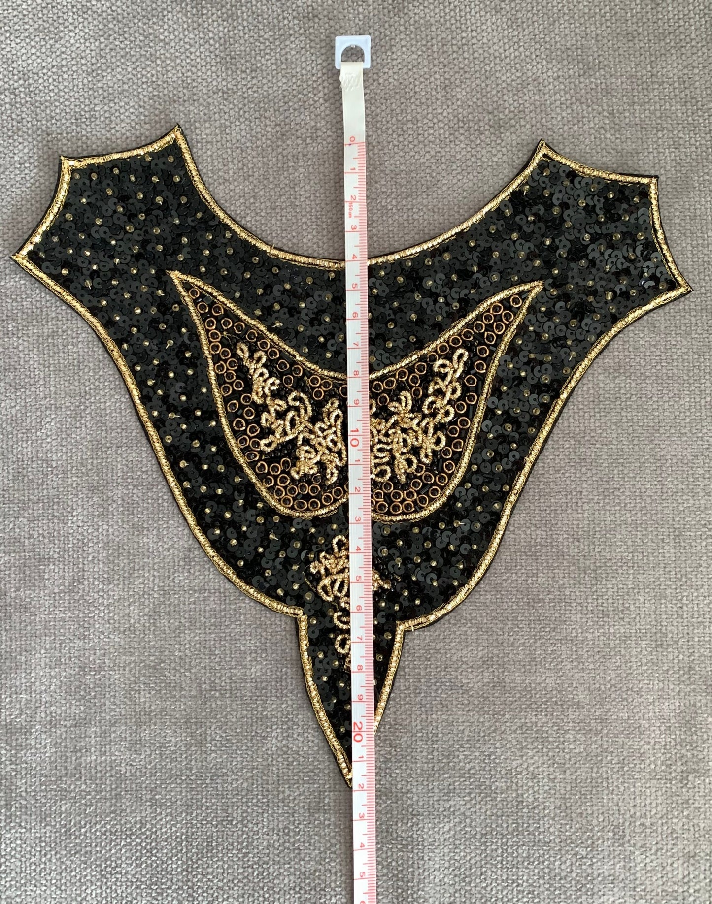 Beaded applique