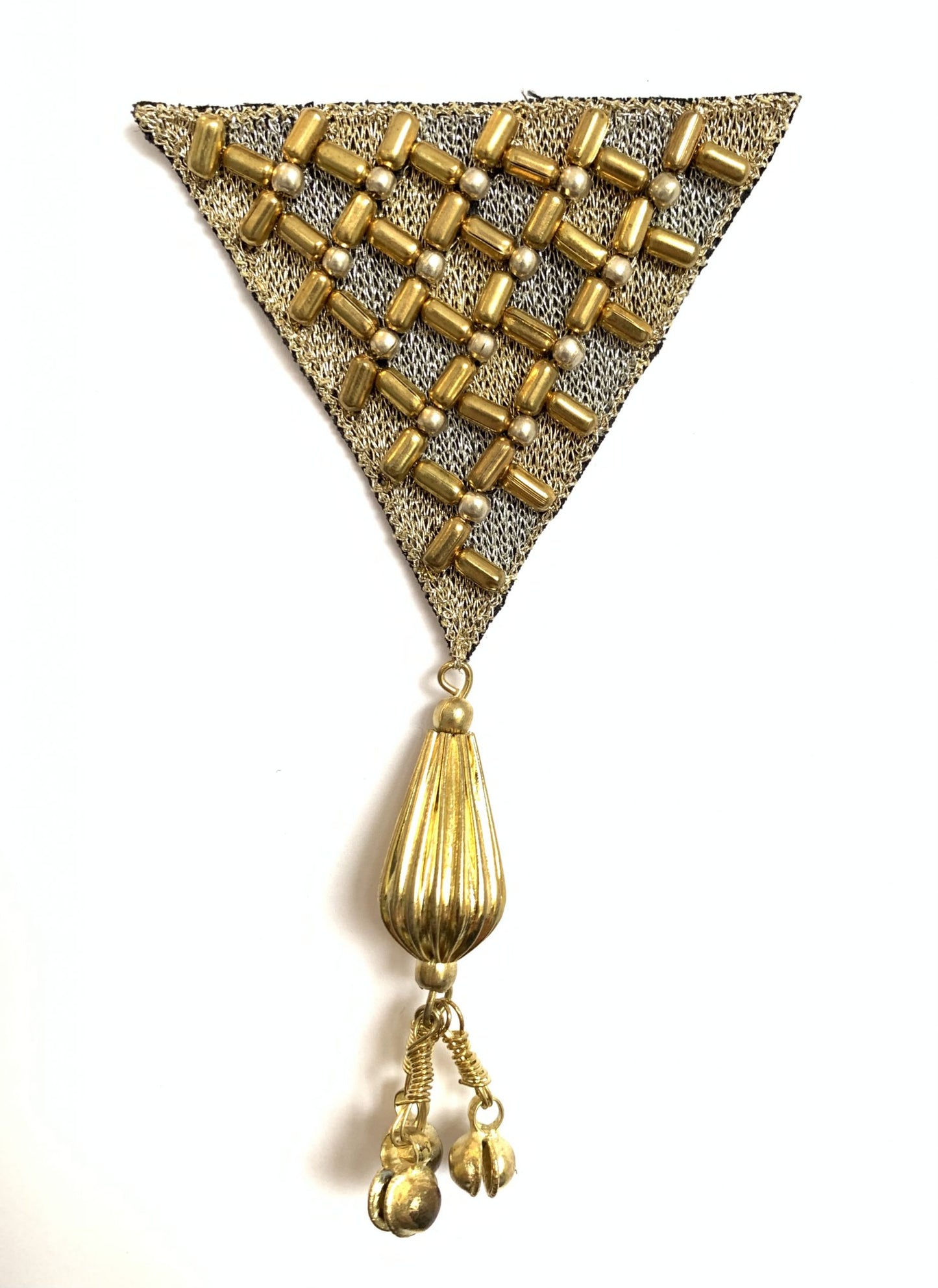 Metal pendant motif