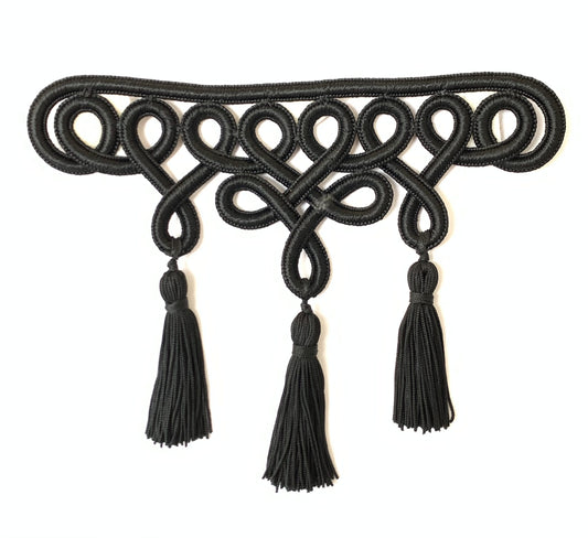 Motif with tassels