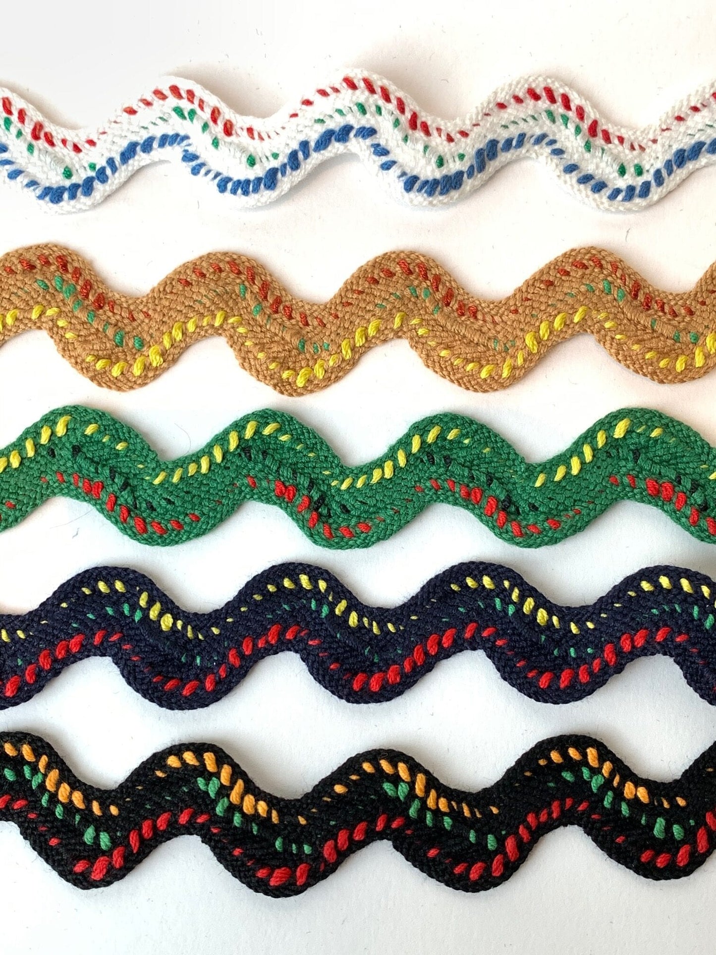 Embroidered Ric Rac Braid
