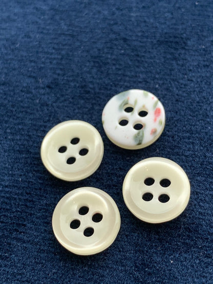 4-Hole Polyester Shirt Buttons