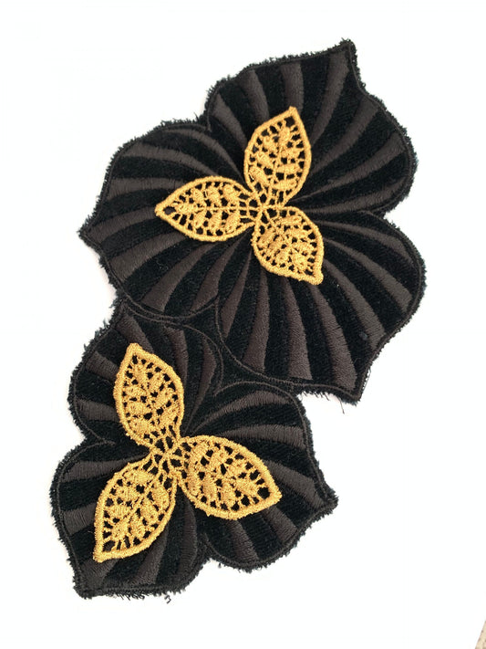 Floral velvet motif